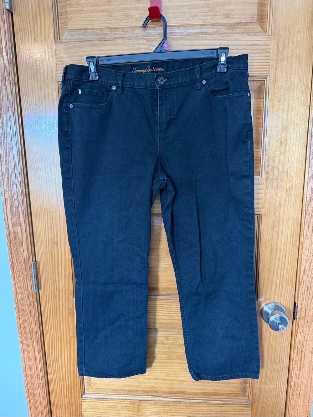 Women’s Tommy Bahama Black Cotton Ankle Crop Stretch Jeans- Size 16